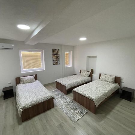 فندق Vila 5 بريليب المظهر الخارجي الصورة